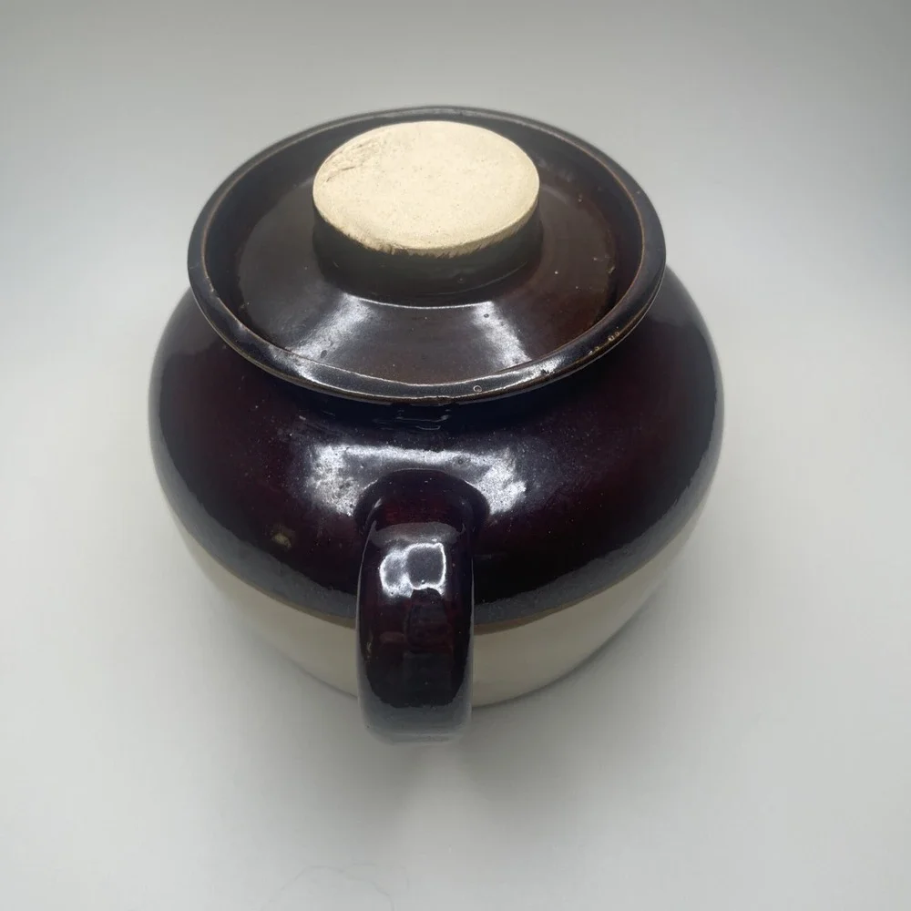 Vtg Clay Bean Pot‎ Crock with Lid Handle USA Brown Farmhouse Kitchen Pottery